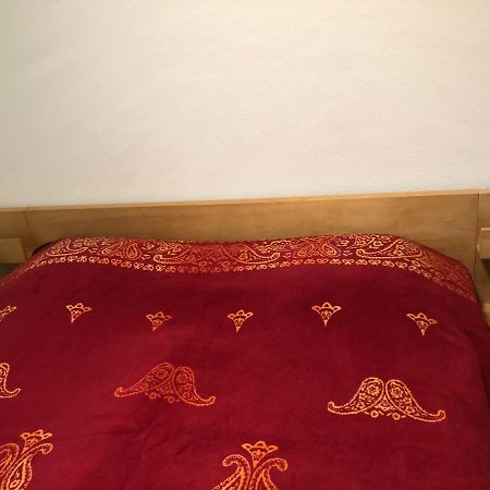 Mona'S Sleep & Go Bed & Breakfast Buren  Eksteriør bilde