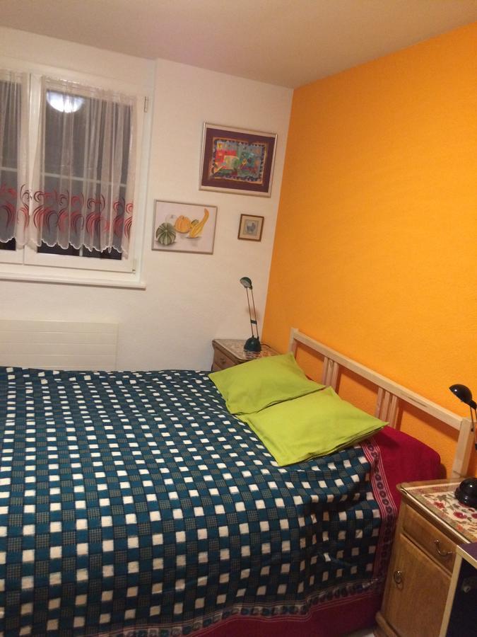 Mona'S Sleep & Go Bed & Breakfast Buren  Eksteriør bilde