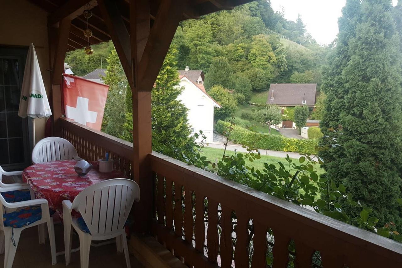 Mona'S Sleep & Go Bed & Breakfast Buren  Eksteriør bilde